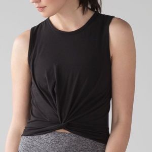 Lululemon Crescent Tank Black  Size 4